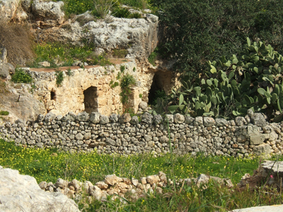troglodytic-caves_Malta